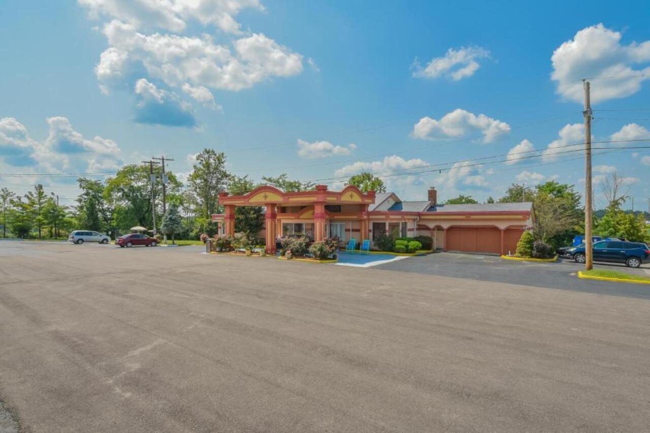Americas Best Value Inn & Suites Williamstown Εξωτερικό φωτογραφία