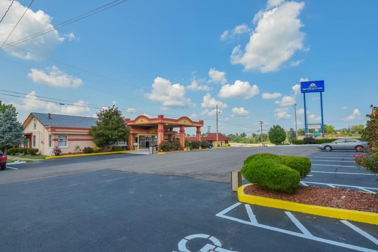 Americas Best Value Inn & Suites Williamstown Εξωτερικό φωτογραφία